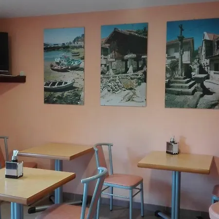 Pilar Hostal *